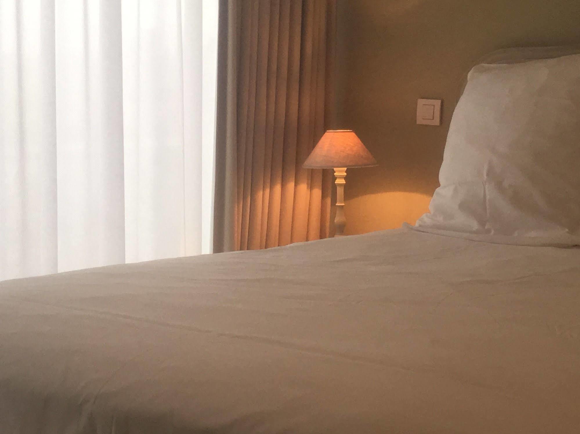 T Bed & De Tafel Hotel Avelgem Kültér fotó
